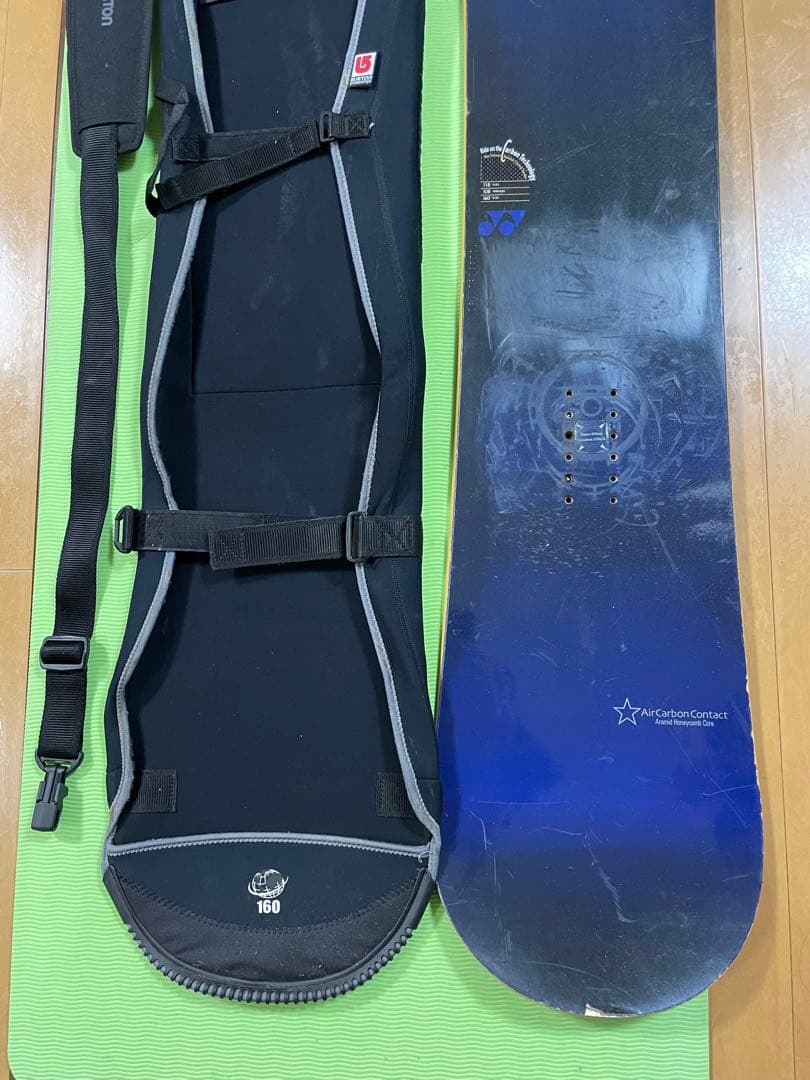 YONEX Air Carbon Contact 160 ソールカバー付き