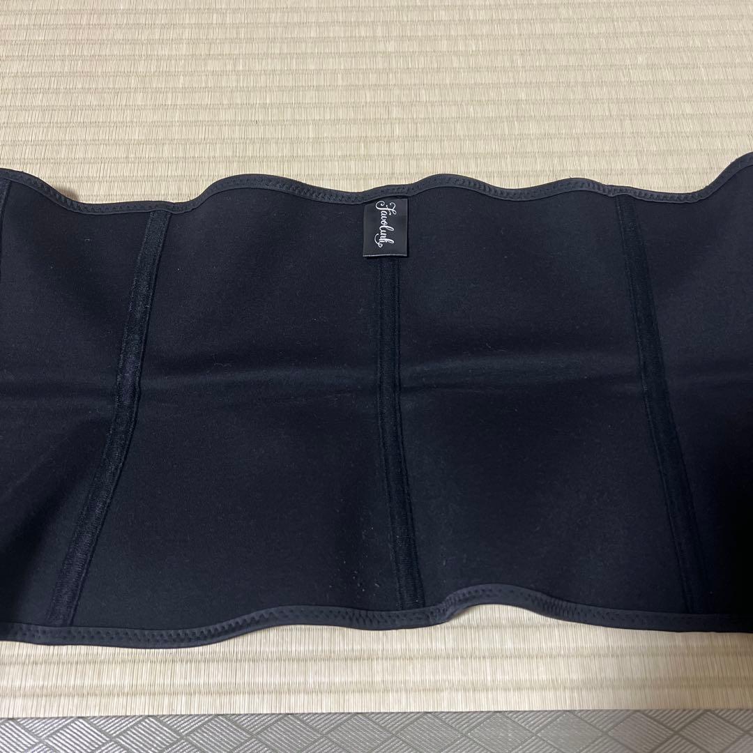 FAVOLINKウエストシェイパー　EXCEEDベルトタイプ 安井友梨　S