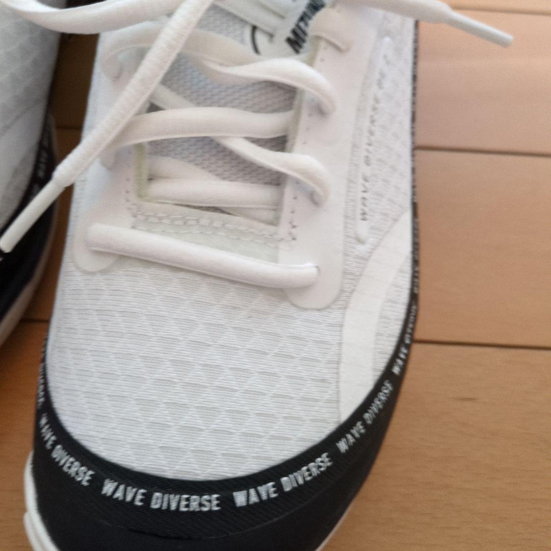 Mizuno WAVE DIVERSE 　フィットネスシューズ　未使用に近い