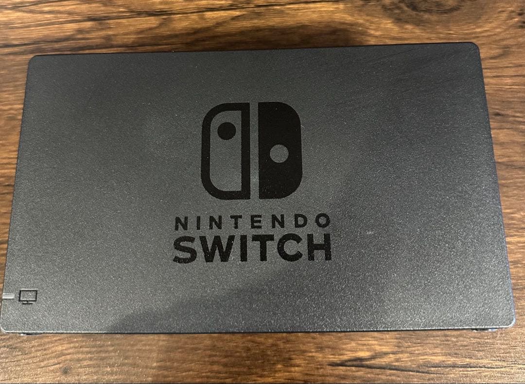 Nintendo Switch 本体 グレー　任天堂ケース×1