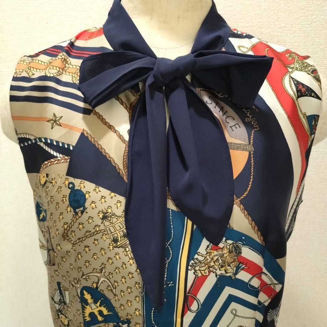 【良品】ロイスクレヨン スカーフコラージュ　ワンピース リボン　ボウタイ　柄物