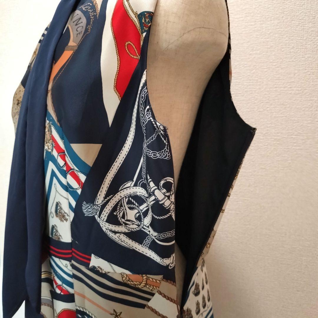【良品】ロイスクレヨン スカーフコラージュ　ワンピース リボン　ボウタイ　柄物