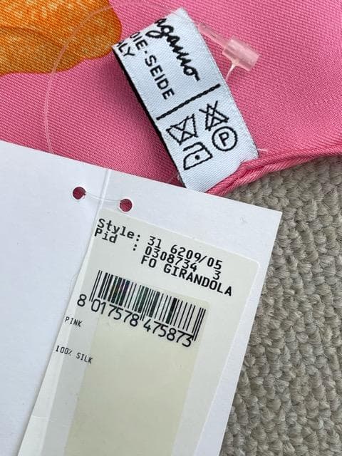 K12302）新品 Salvatore Ferragamo シルク 大判スカーフ