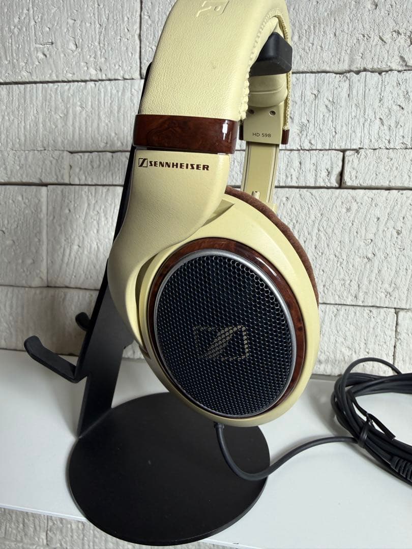 ヘッドホン Sennheiser HD 598