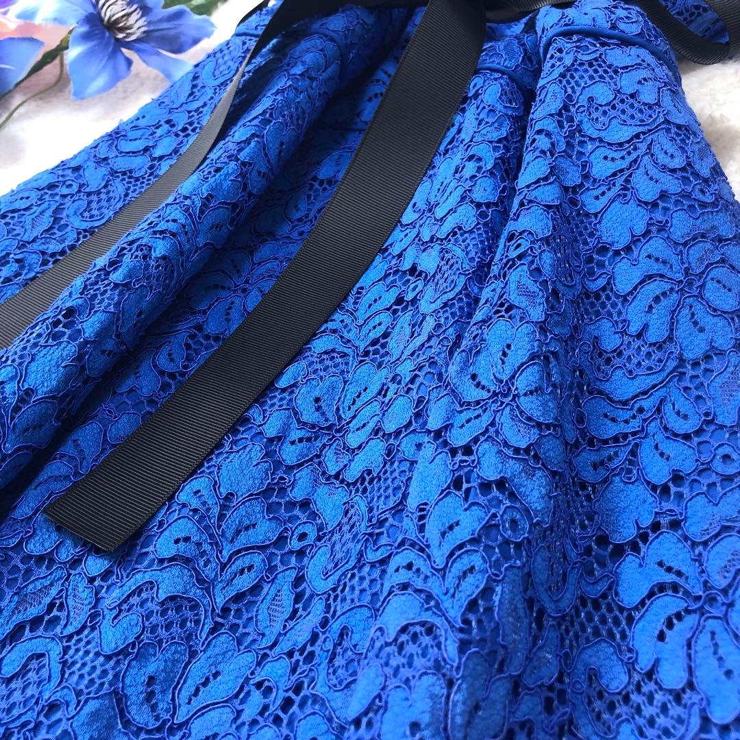 新品未使用　ローラアシュレイ　ロングワンピース　フローラル✨　総柄刺繍✨　ブルー