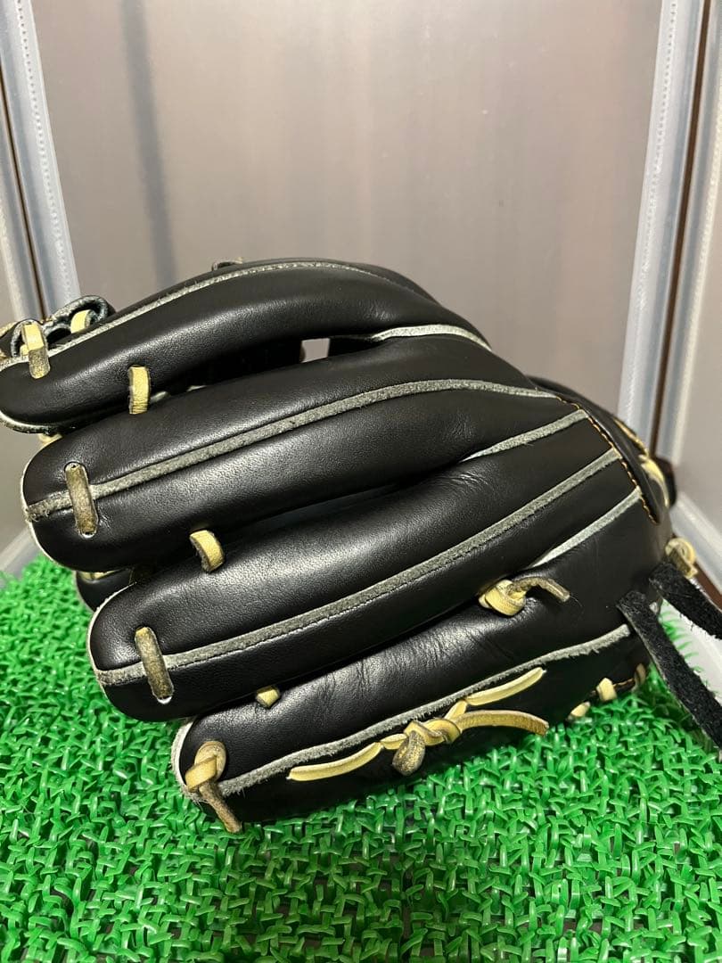 【30%以上オフ！】ゼットプロステイタス 硬式内野用グローブ 限定カラー