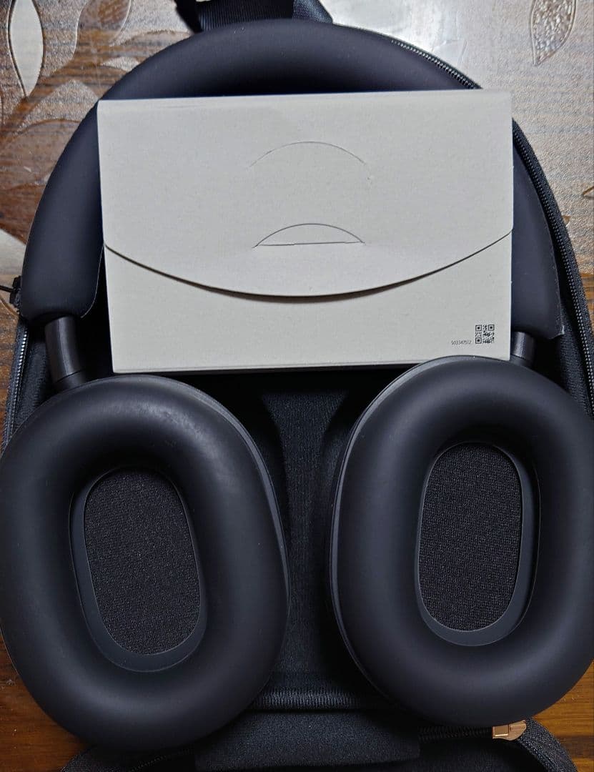 WH-1000XM5 ワイヤレスヘッドホン　sony