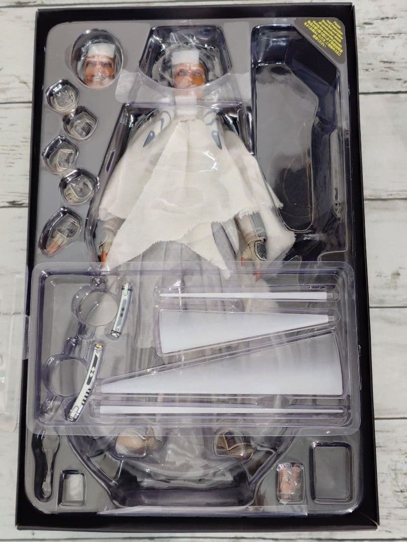 スターウォーズ　ホットトイズ　アソーカ　マスターピース　HOTTOYS