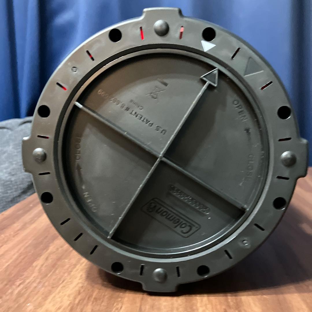 【美品】コールマンクアッドマルチパネルランタン（型番：2000031270