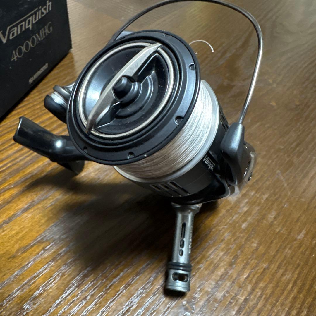 Vanquish 4000MG スピニングリール