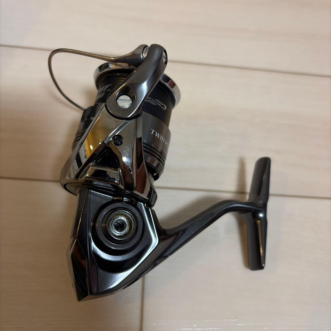 SHIMANO 24 ツインパワー C3000 MHG
