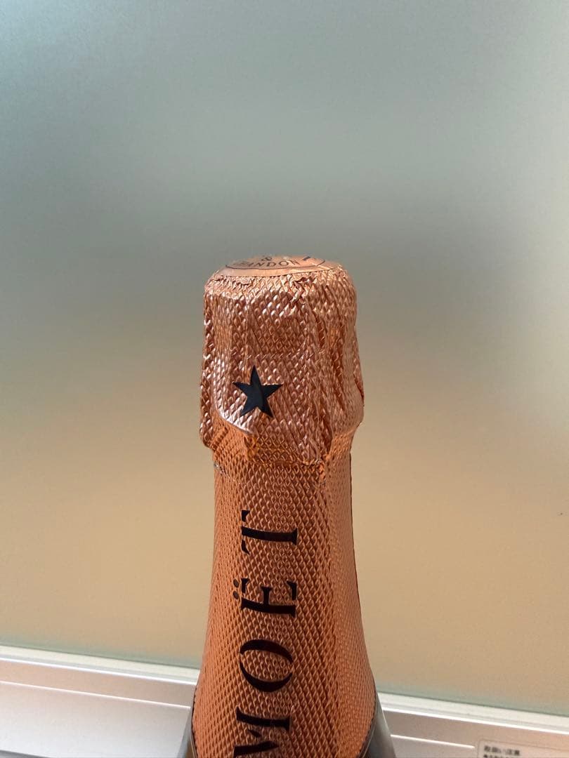 Moët & Chandon ロゼシャンパン 750ml
