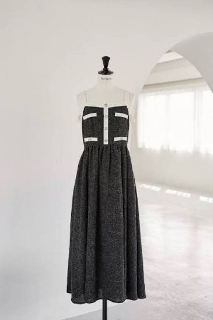 週末値下げ Herlipto Verona tweed long dress S