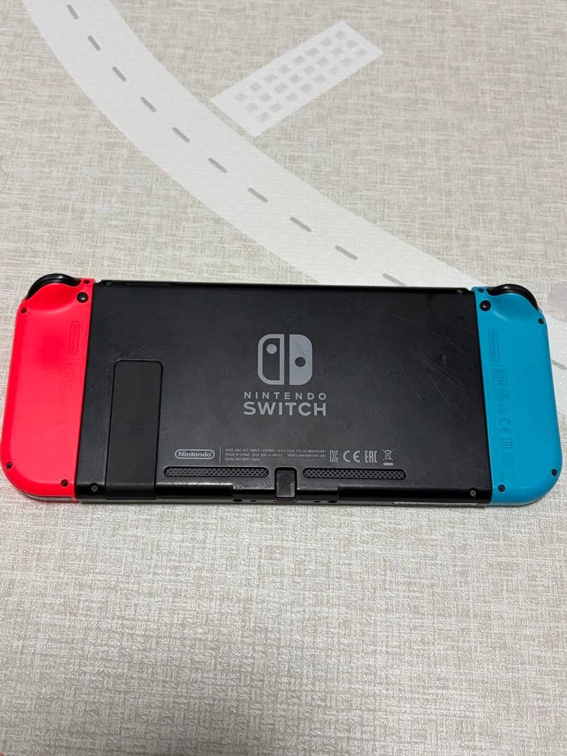 Nintendo Switch 青/赤 Joy-Con