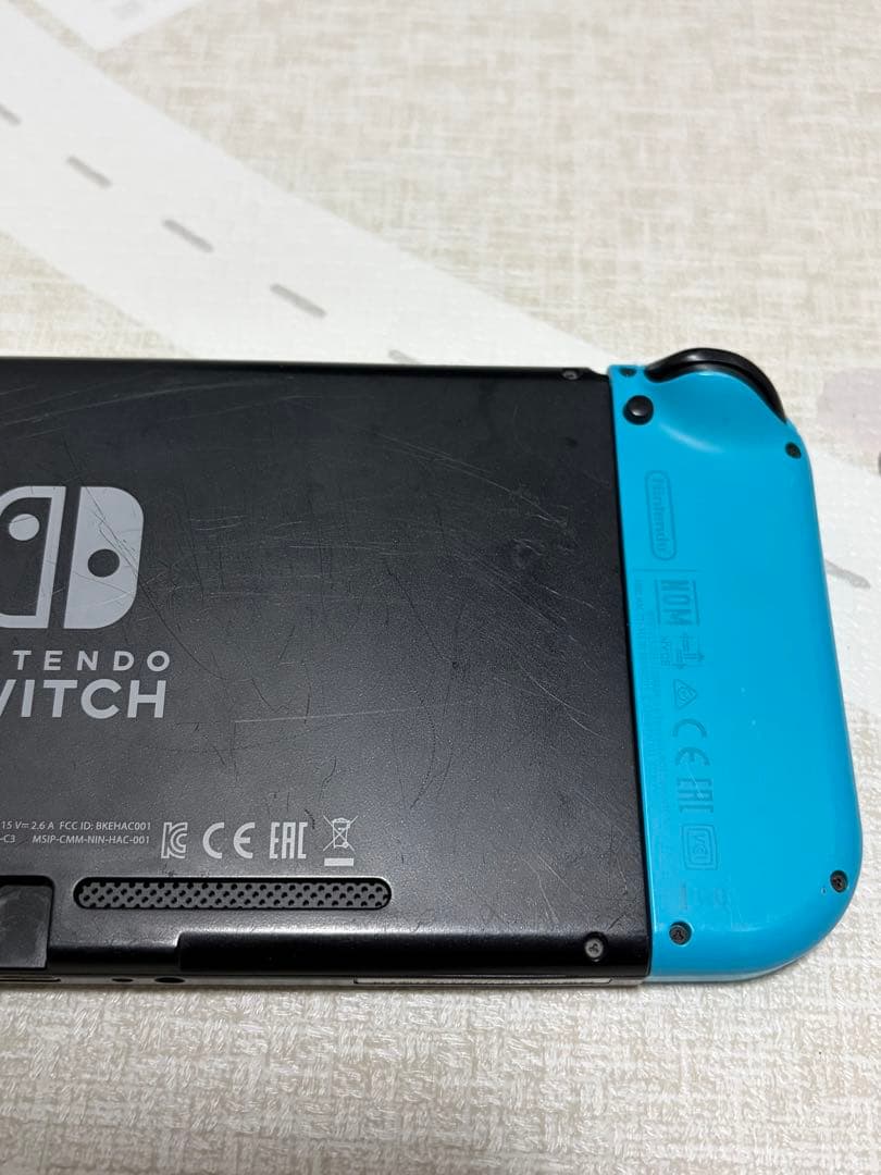 Nintendo Switch 青/赤 Joy-Con