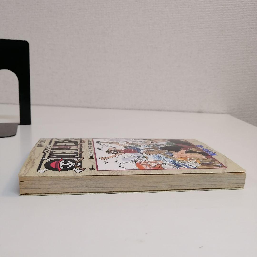 ONE PIECE ワンピース 初版 1巻 漫画　ジャンプ 集英社 尾田栄一郎