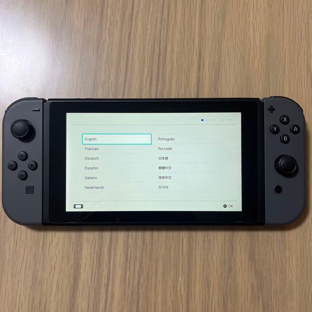 【美品】Nintendo Switch 2018年製 本体 グレー