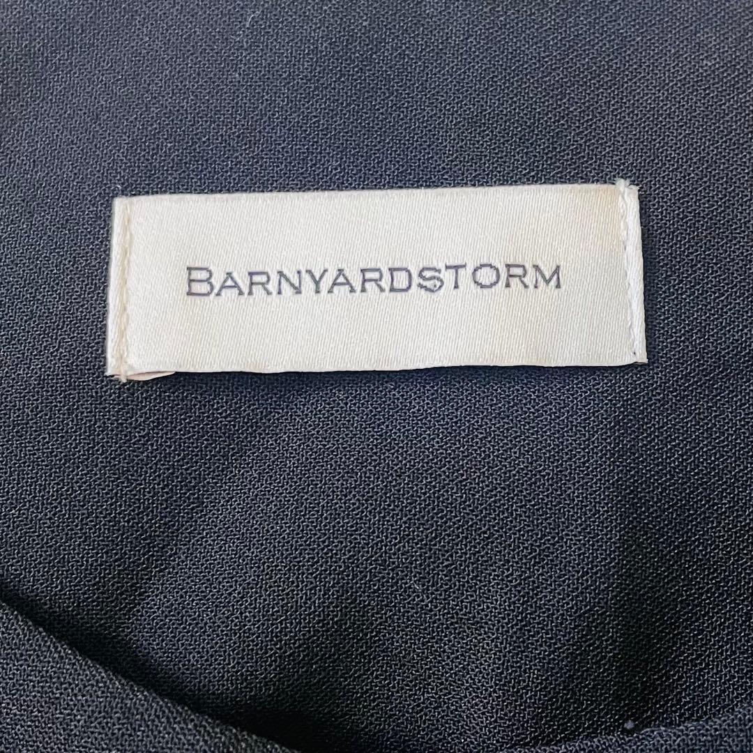 美品☆ BARNYARDSTORM パール ペプラム ベスト ノースリーブ 黒