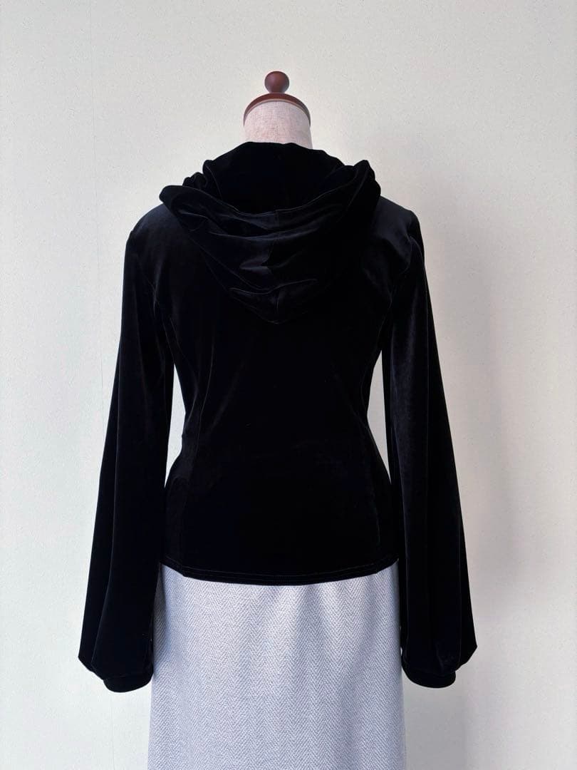 DAISY VELOUR ブラックパーカー　（美品）　FOXEY ベロア