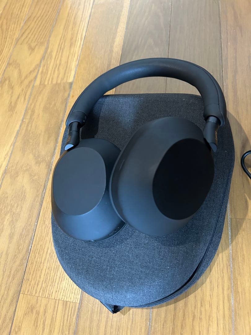 【美品】SONY WH-1000XM5 ヘッドホン カバー付き