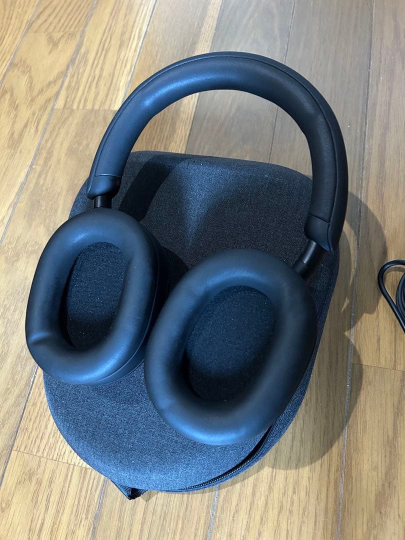 【美品】SONY WH-1000XM5 ヘッドホン カバー付き
