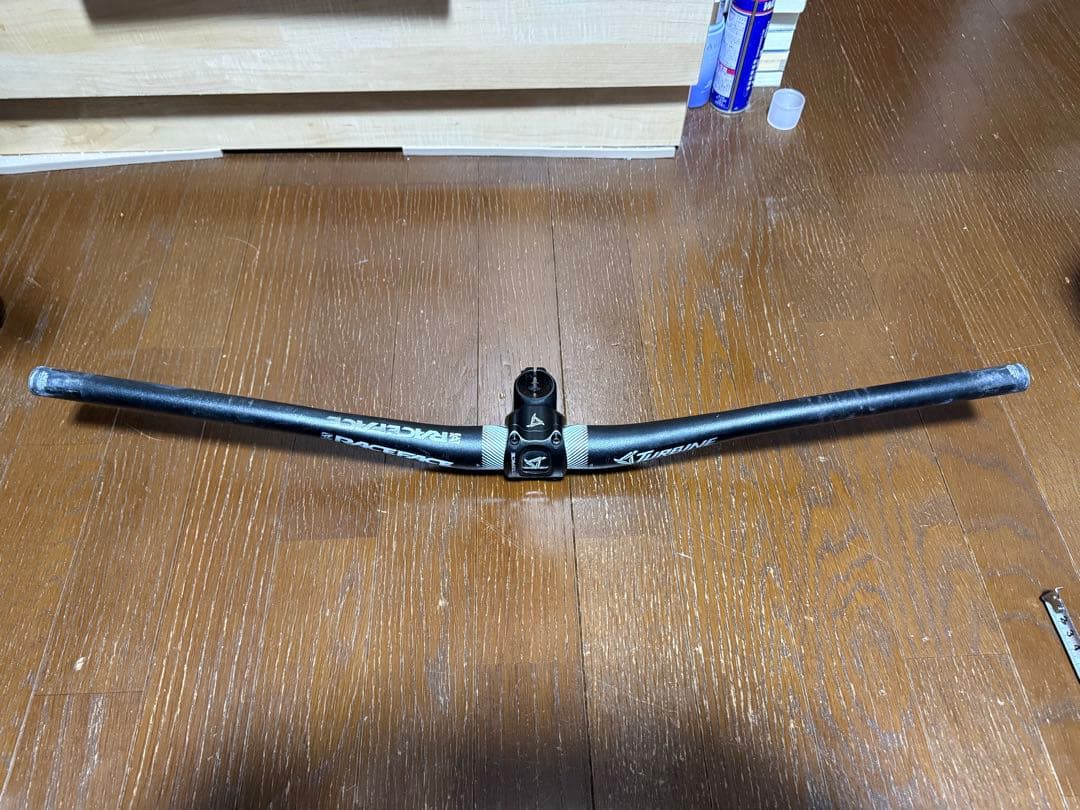 Race Face Turbine ハンドルバー 740mmステム50mm