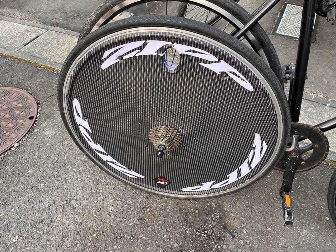 急ぎ！ZIPP カーボン ディスクホイール　700c
