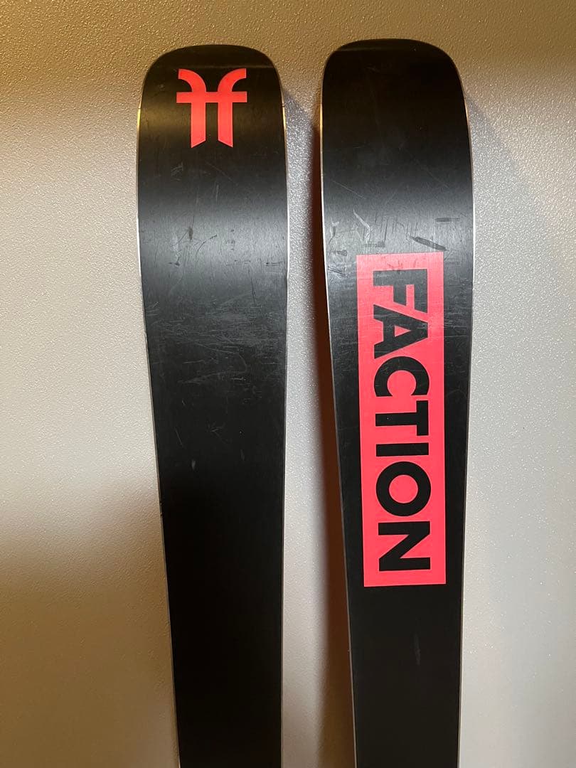 スキー板　faction parade1.0 162cm