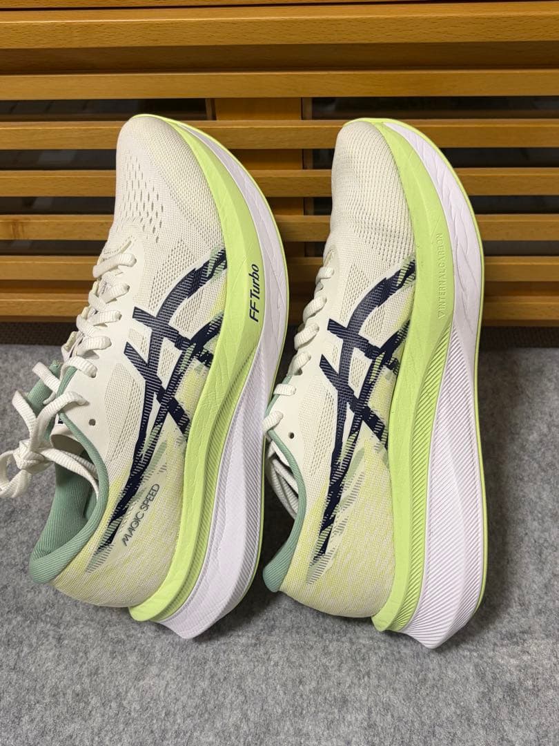 p*9様 ASICS MAGIC SPEED 4 26.0cm