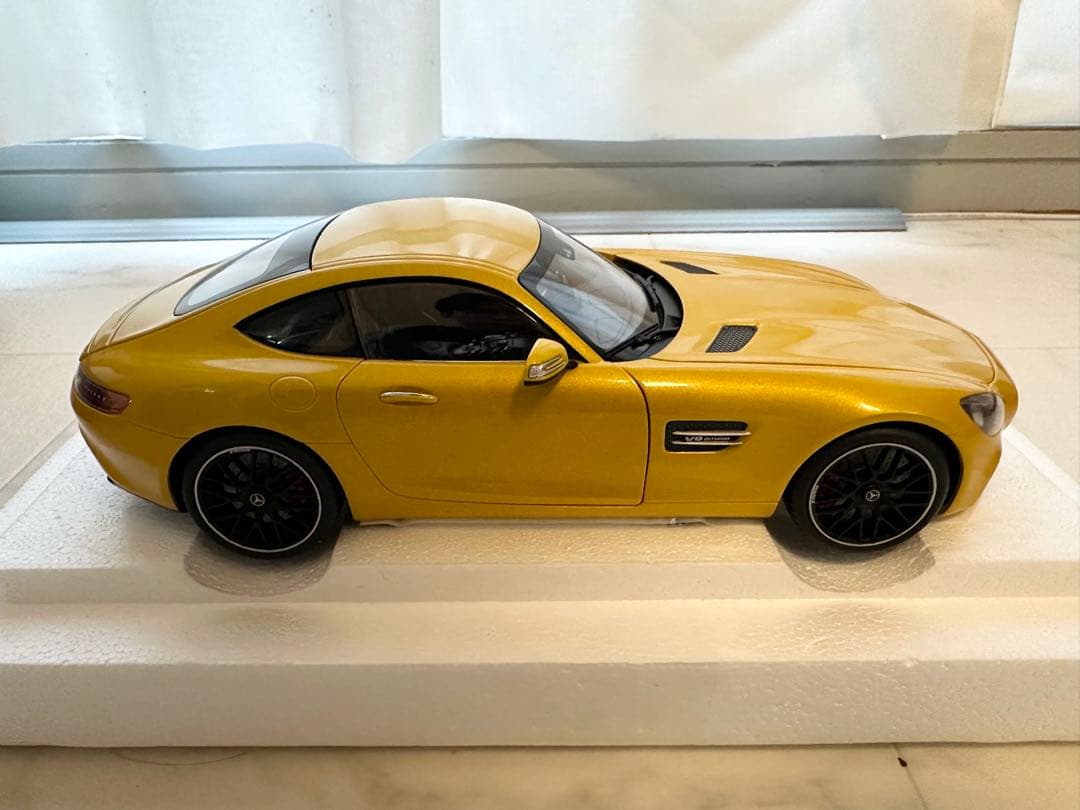 AUTOart 1/18 メルセデス・AMG GT S