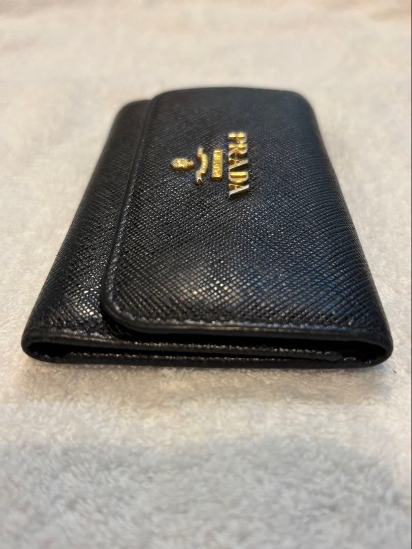 PRADA プラダ サフィアーノレザー ブラック キーケース★箱付き