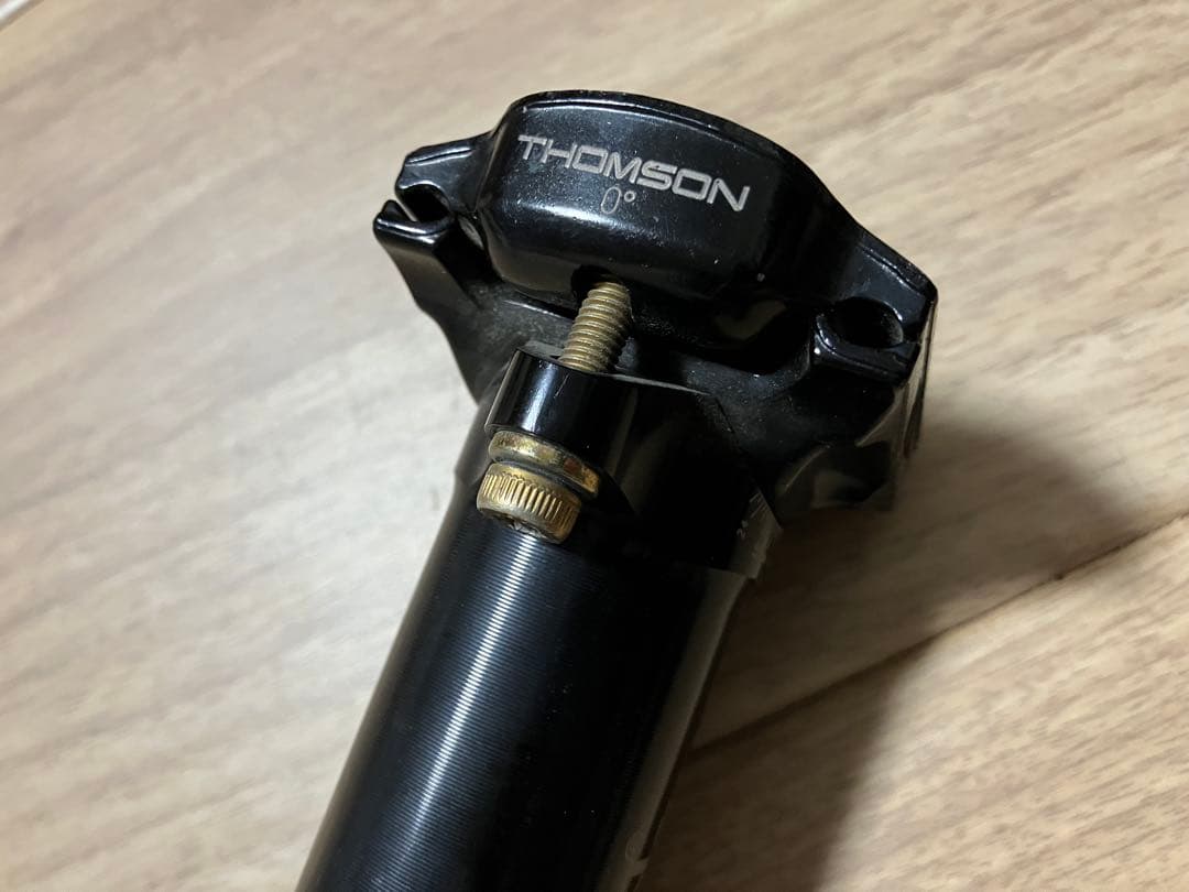 THOMSON Elite シートポスト 27.2x367mm