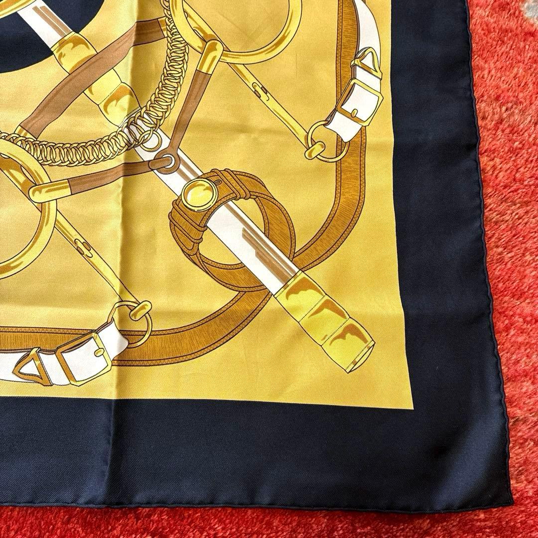HERMÈS エルメス　シルクスカーフ 馬具デザイン