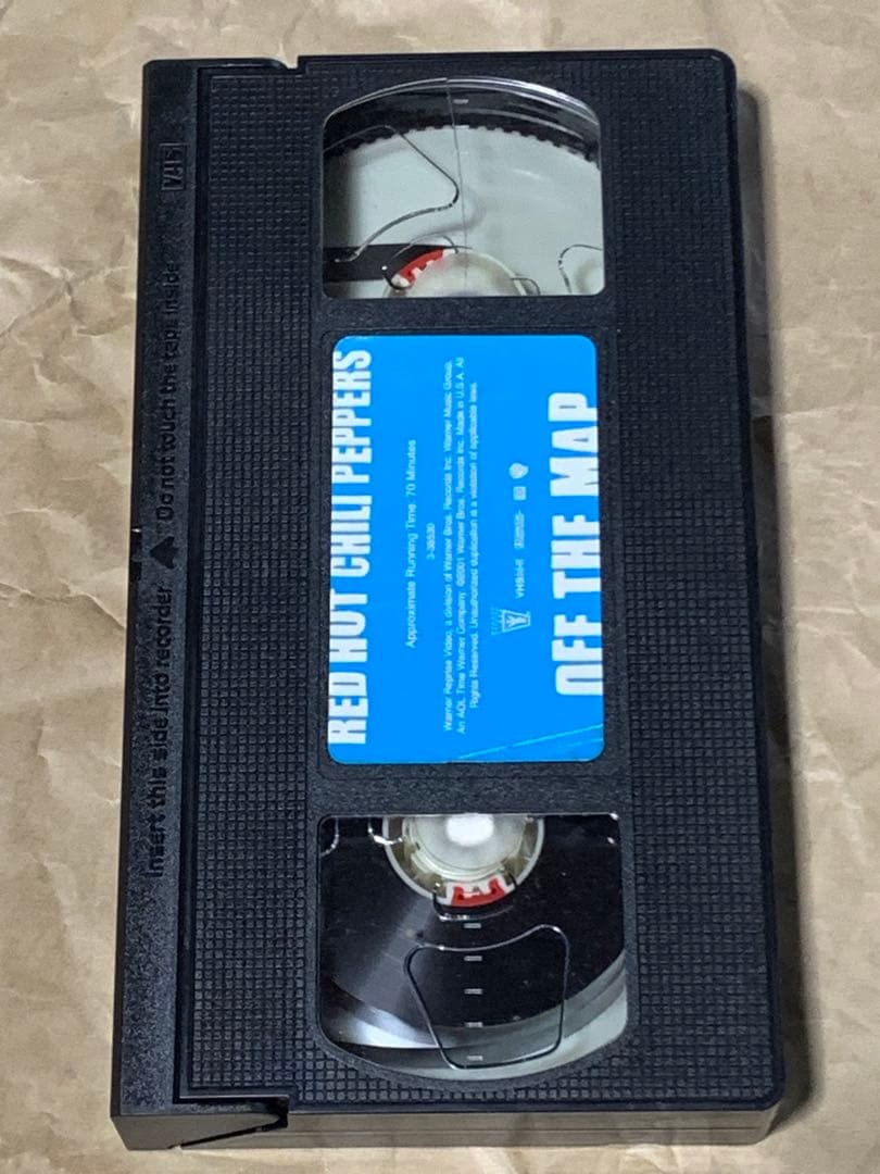 ミュージック Red Hot Chili Peppers: OFF THE MAP [VHS]