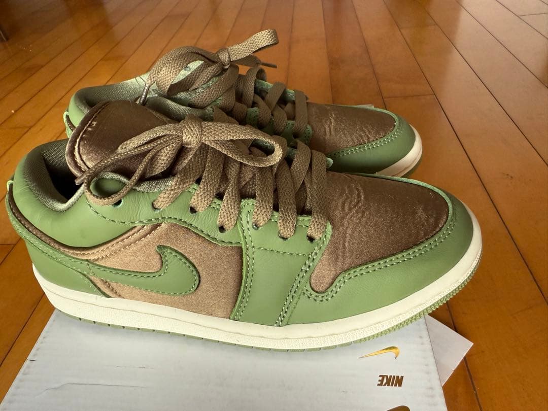 新品Air Jordan 1 Low ナイキ ジョーダン1 FB9893 300