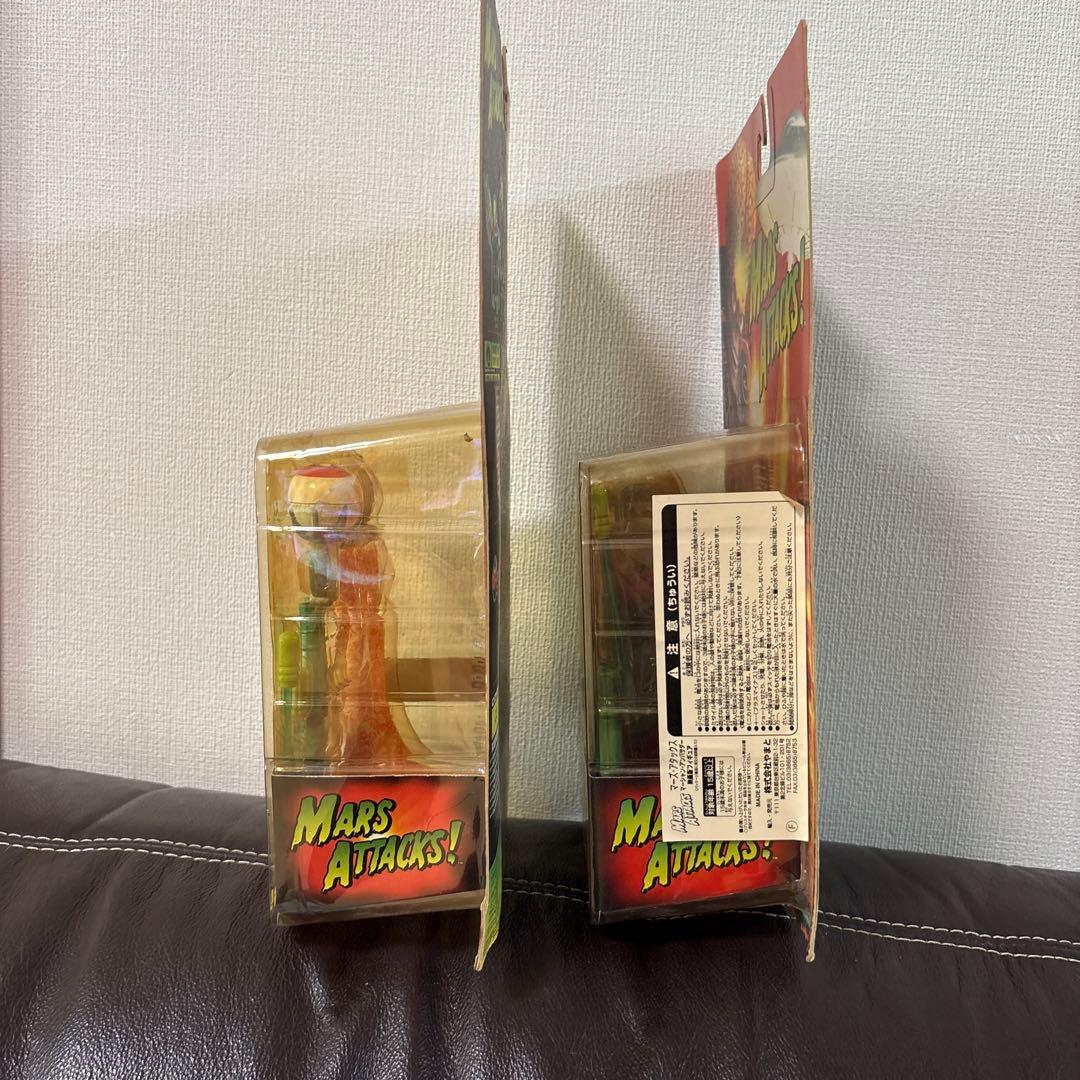 MARS ATTACKS!シリーズ　フィギュア2体セット