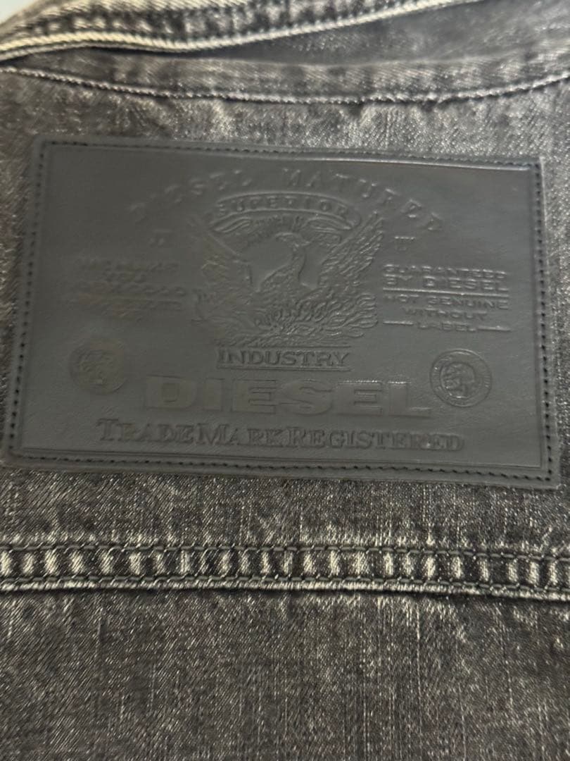 DIESEL ダークデニムジャケット