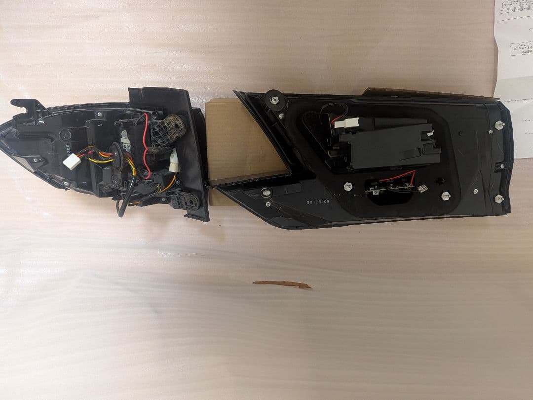 オデッセイ RC スモークテールライト ジャンク品
