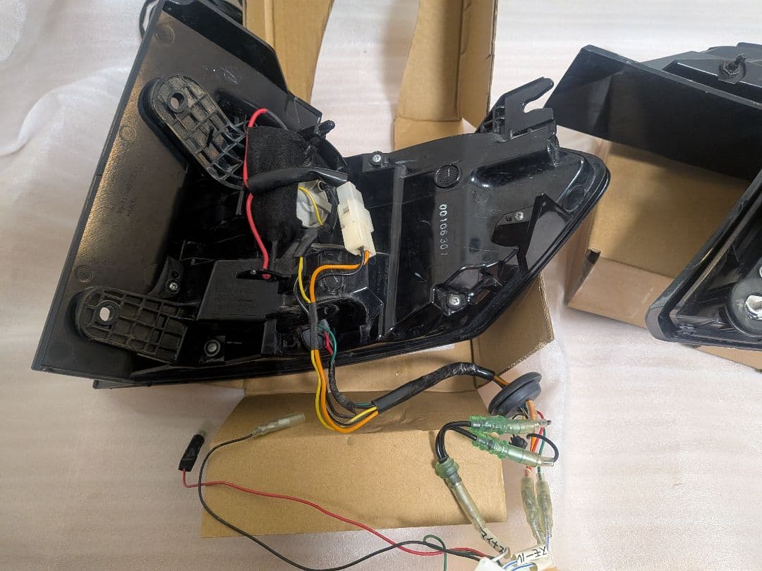 オデッセイ RC スモークテールライト ジャンク品