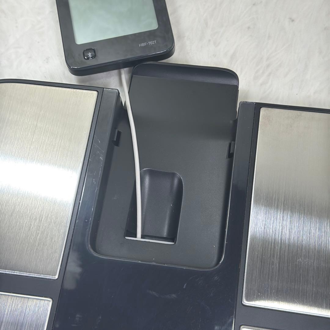Omron 体組成計 HBF-702T
