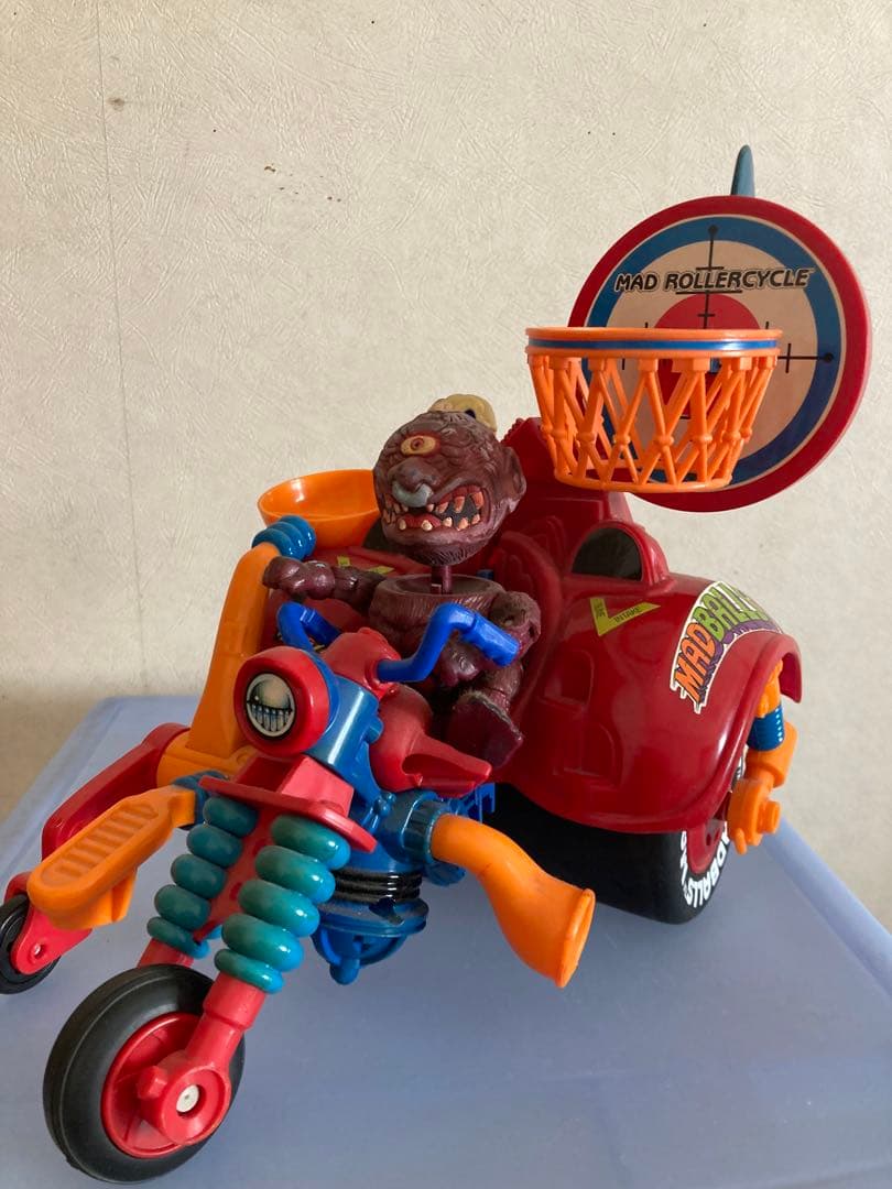 週末セール　ホラーボール　MADBALLS　マッドボール　ゴーストビーグル