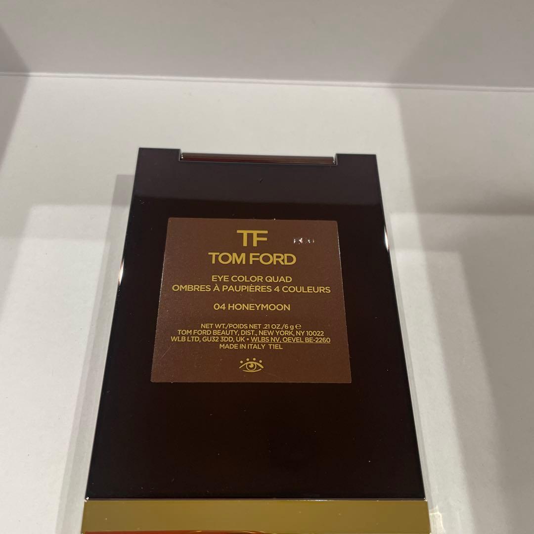 TOM FORD アイシャドウパレット 04 HONEYMOON