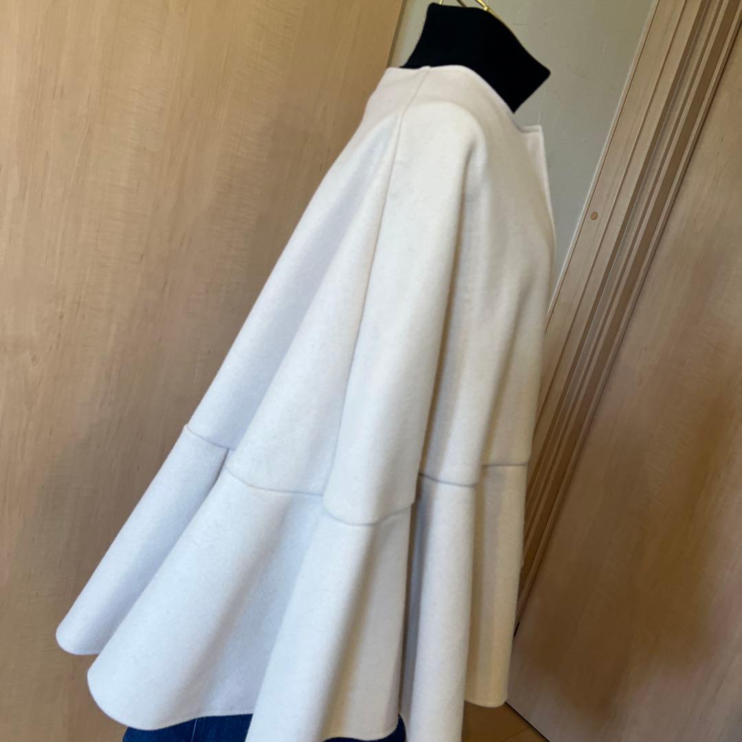 【極美品】Rady ケープコート（ポンチョ）♡フレアシルエット/アイボリー