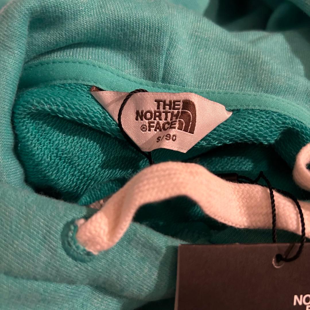 新品未使用紙タグ付★ノースフェイス THE NORTH FACE 韓国　パーカー