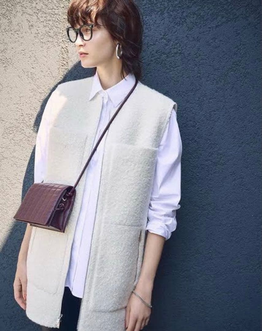 4.9万《美品》theory セオリーカーリープードルジレ　ボアベスト アウター