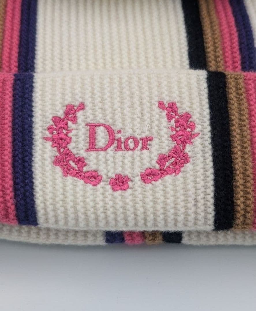 Dior ストライプ ニット帽 ポンポン付き