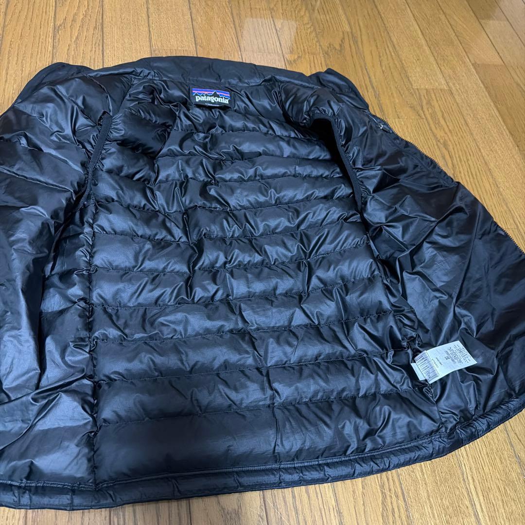 patagonia ブラック ダウンセーター　ダウンベスト　メンズサイズS