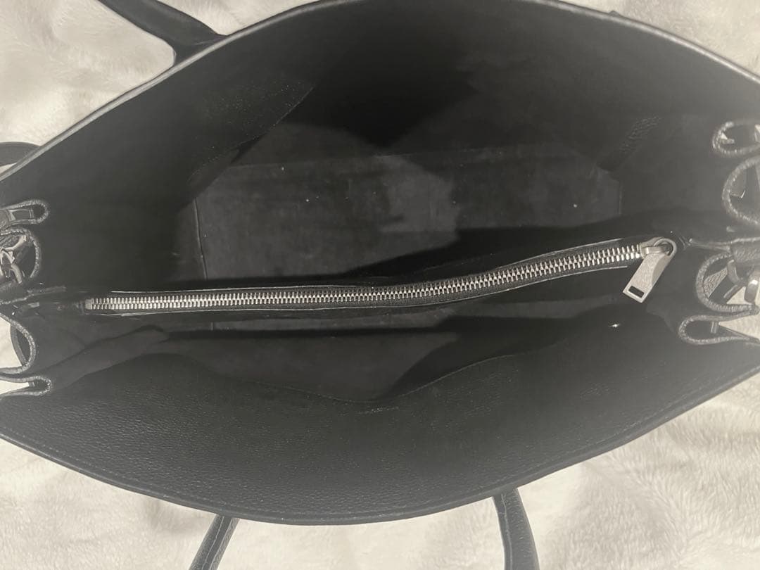 よ*う様 SAINT LAURENT ブラックレザー サックドジュール 保証書付