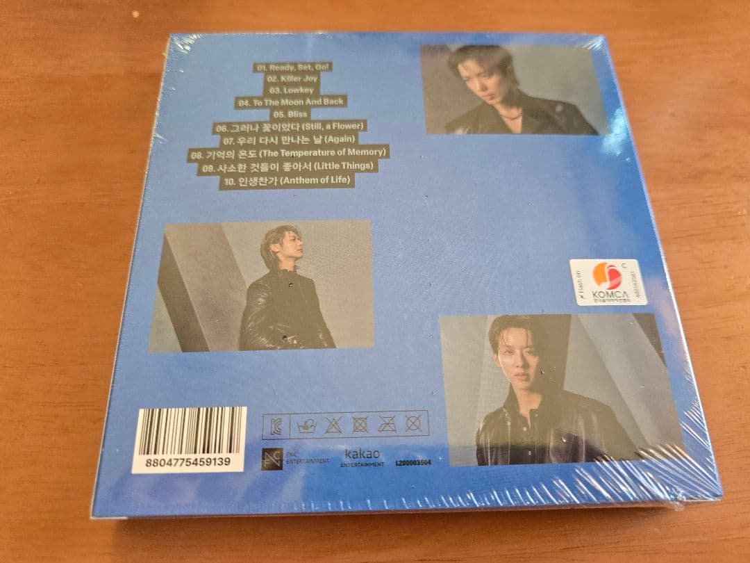 新品未開封 CNBLUE 3LOGY CD バンダナ Ver.