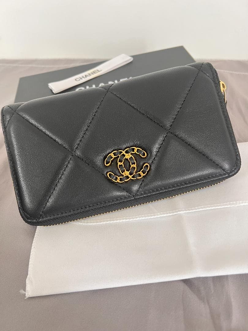 CHANEL ブラック レザー 長財布